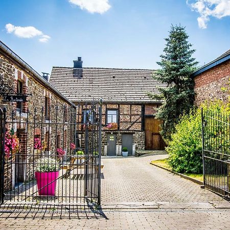 La Retiree Villa Grimbiémont Exterior photo